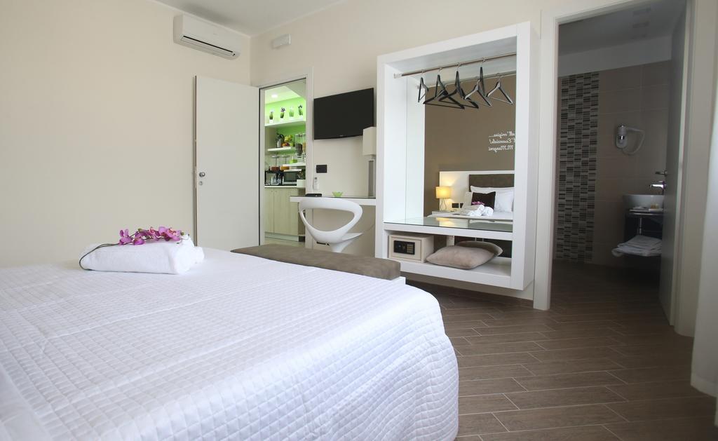 L'Essenza B&B Reggio Calabria Habitación foto
